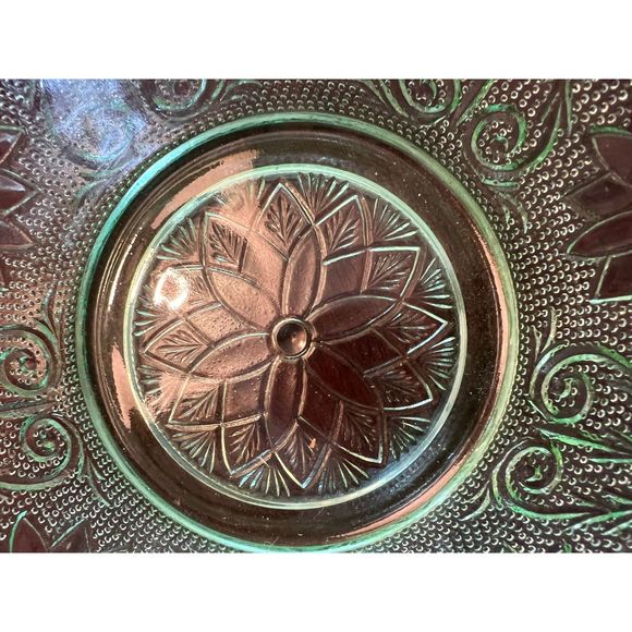 Vintage Tiara Sandwich Pattern Glass Chantilly Green 8.4” Vegetable Serving Bowl - Picture 3 of 5